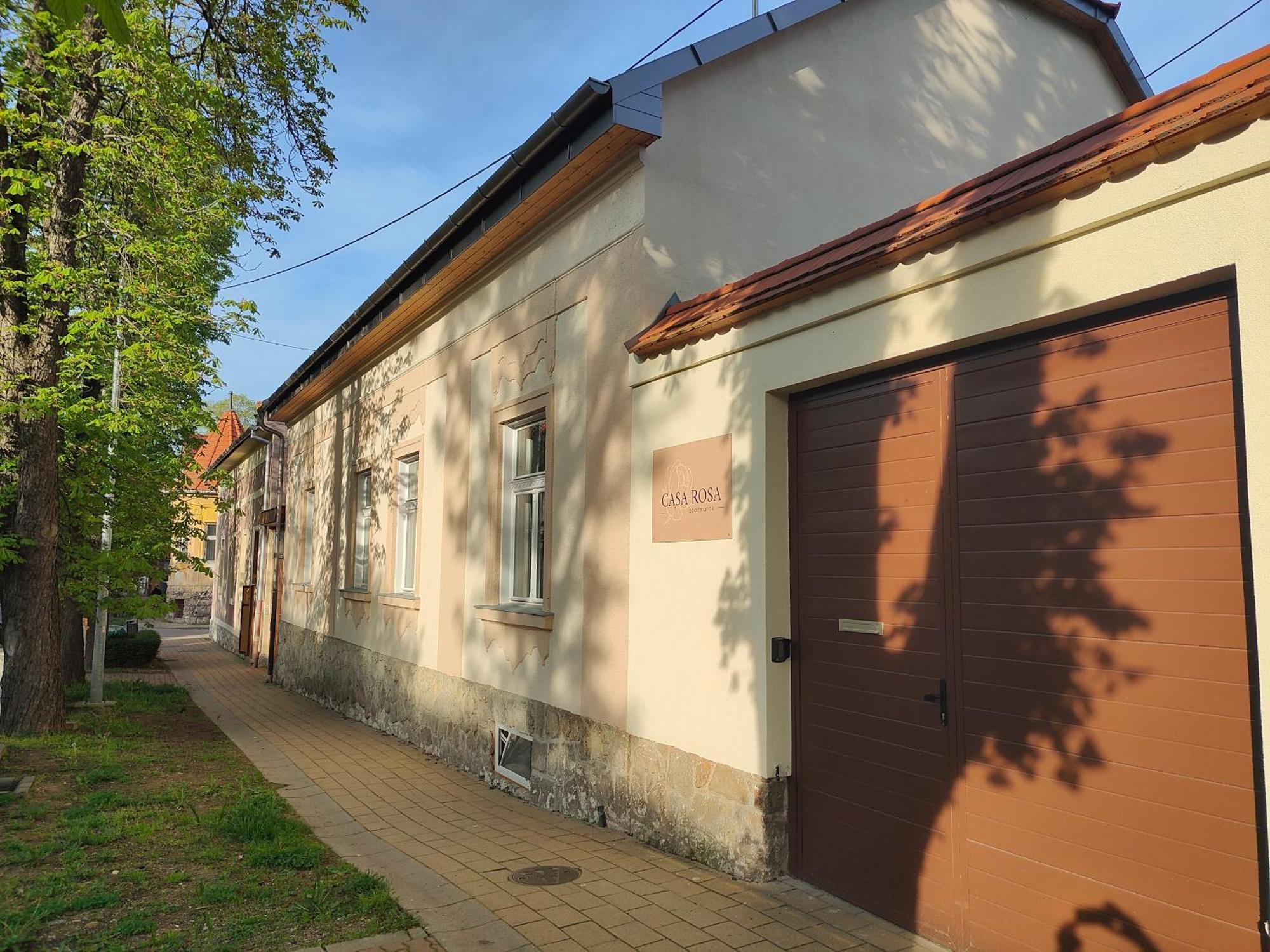 Casa Rosa Apartmanok Eger Zewnętrze zdjęcie